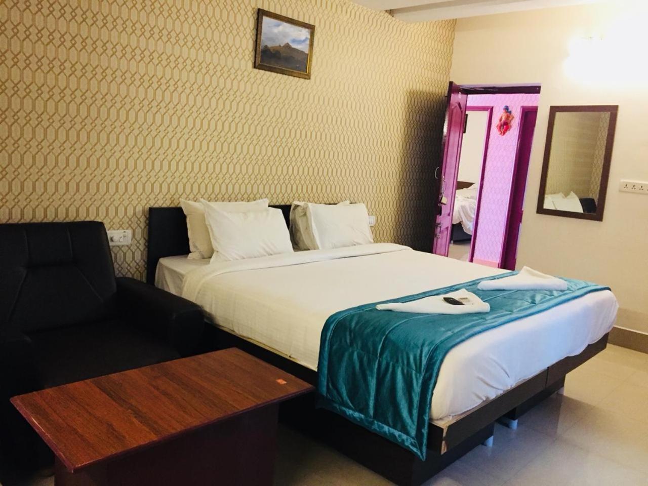 Arunaalaya Residency Hotell Tiruvannāmalai Eksteriør bilde